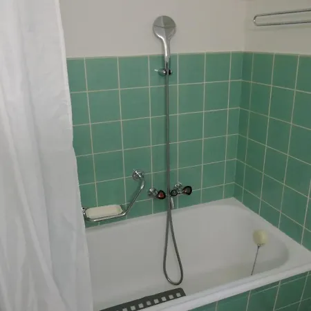 Shangri La By Interhome *